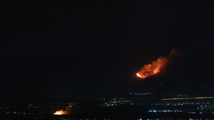 Πυρκαγιά στο όρος Πάικο, πιθανόν από κεραυνό