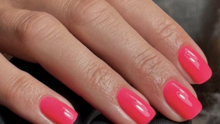 Popsicle Nails: Το πιο fun μανικιούρ για τις ηλιόλουστες μέρες του καλοκαιριού
