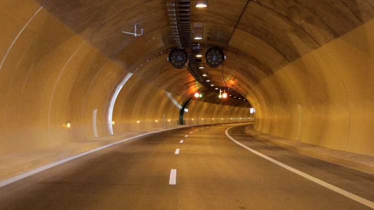 Τα τούνελ που αλλάζουν την Αθήνα