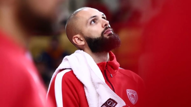 Το νέο... καυτό αυτοκίνητο του Εβάν Φουρνιέ