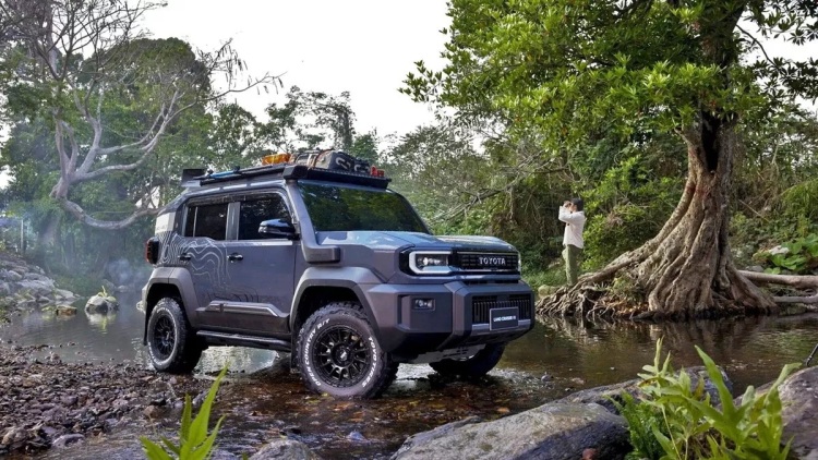 Toyota Land Cruiser FJ: Πιο μικρό και πιο προσιτό