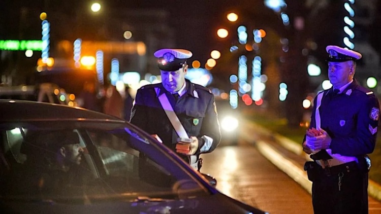 Πάσχα: Το επικίνδυνο κόλπο με τα αλκοτέστ και οι αυτοφοράκηδες