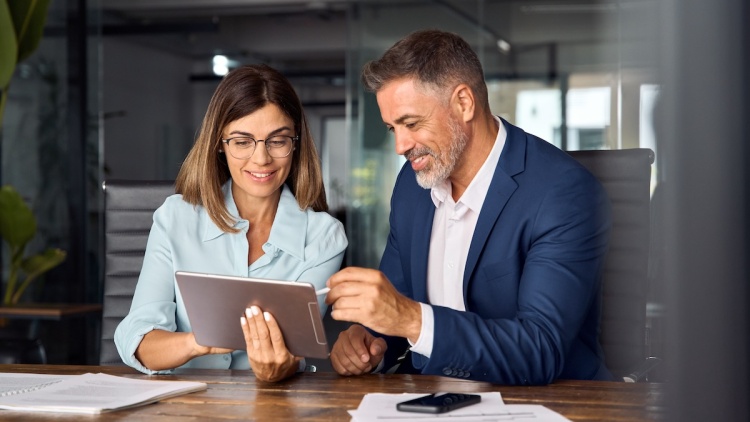 Αμεση πρόσληψη με 260 ευρώ την ημέρα και τηλεργασία - Ποιες είναι οι ειδικότητες;