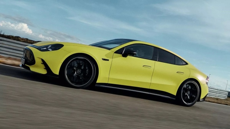 Επίσημο: Αυτή είναι η νέα Mercedes-AMG GT 4-Door
