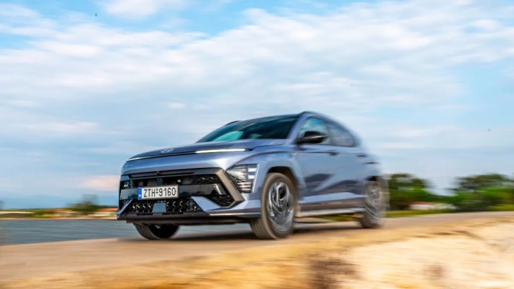 Δοκιμάζουμε το νέο Hyundai Kona Hybrid (τιμές)