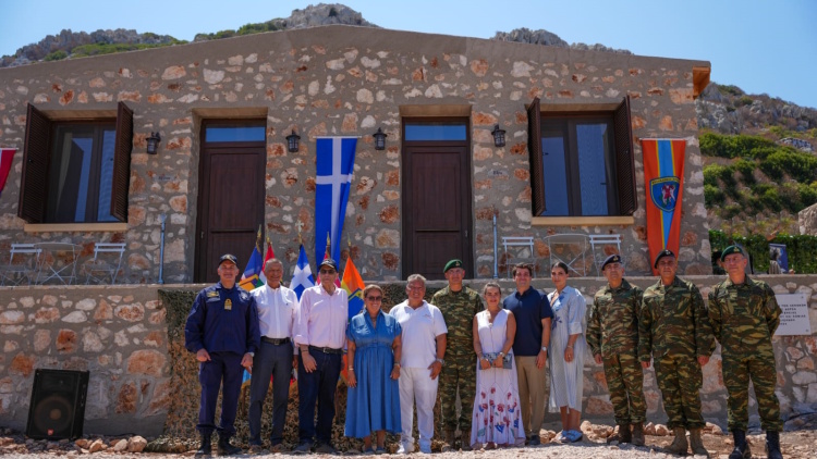 Δύο νέοι ξενώνες παραδόθηκαν στις Ένοπλες Δυνάμεις στη νήσο Ρω