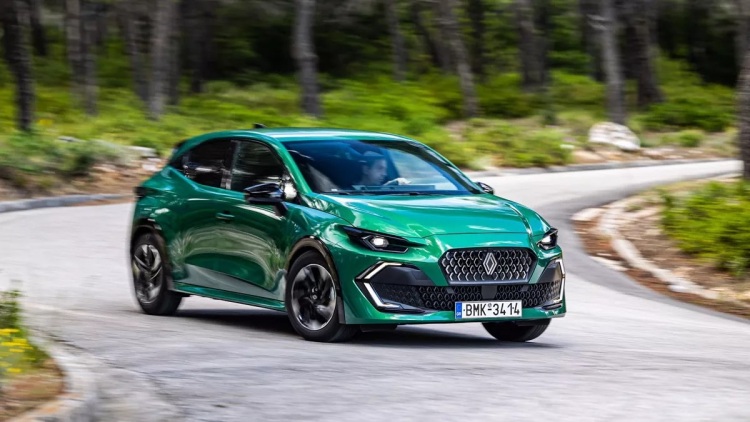 Δοκιμάζουμε το νέο Renault Clio 1.2 TCe - Πόσο κοστίζει στην Ελλάδα;