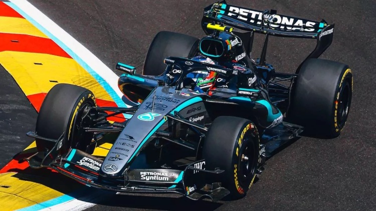 F1: Ο Αντονέλι ταχύτερος-Χάμιλτον και Μπέρμαν στον τοίχο - Δείτε το video
