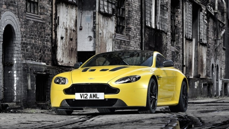 0-100 σε 3,9 sec για τη V12 Vantage S