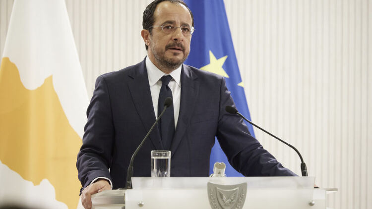 Χριστοδουλίδης στη «Le Figaro»: Η Γαλλία μπορεί και οφείλει να ηγηθεί στο Κυπριακό