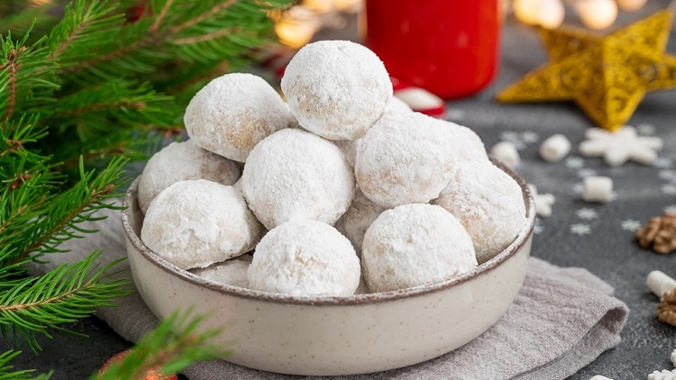 Η συνταγή για «κουραμπιέδες της γιαγιάς» - Τα υλικά και η διαδικασία