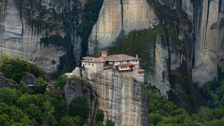 Ο Δεκαπενταύγουστος στα Μετέωρα: Πίστη, παράδοση και επιστροφή στις ρίζες
