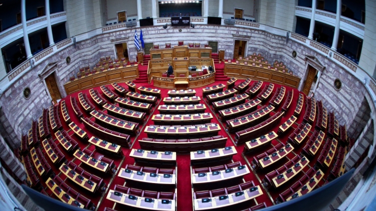 Τι ισχύει με την ρύθμιση που εξαιρεί στελέχη του ΔΕΔΔΗΕ από την αυτόφωρη διαδικασία για υποθέσεις εμπρησμού 