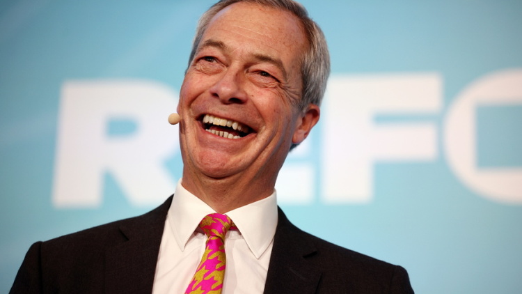 Κατηγορίες κατά Φάρατζ για αδήλωτη δωρεά εκατομμυρίων από επενδυτή κρυπτονομισμάτων