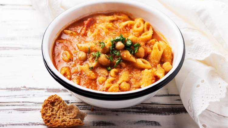 Cucina Povera: 16 νόστιμες συνταγές που κοστίζουν λιγότερο από 8€