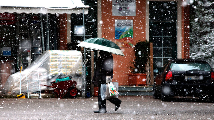 Έρχεται ψυχρή εισβολή από την Ουκρανία, 10°C κάτω ο υδράργυρος, θυελλώδεις άνεμοι σε Αιγαίο και Ιόνιο - Η πρόγνωση για την Αττική 