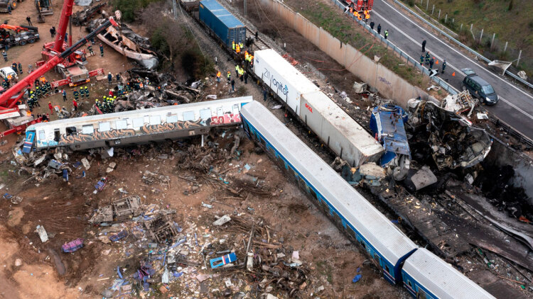 Ο εισαγγελέας του Αρείου Πάγου παρέχει διευκρινίσεις για την εκταφή θυμάτων των Τεμπών
