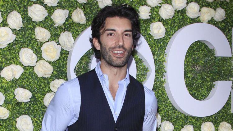 Μπαλντόνι: Το βίντεο με το οποίο επιχειρεί να καταρρίψει τους ισχυρισμούς της Λάιβλι περί σεξουαλικής παρενόχλησης