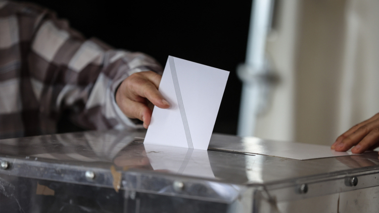 Pulse: Στο 29% η ΝΔ στην εκτίμηση ψήφου, μειώθηκαν στο 11% από 14% εκείνοι που βλέπουν θετικά ένα κόμμα Τσίπρα