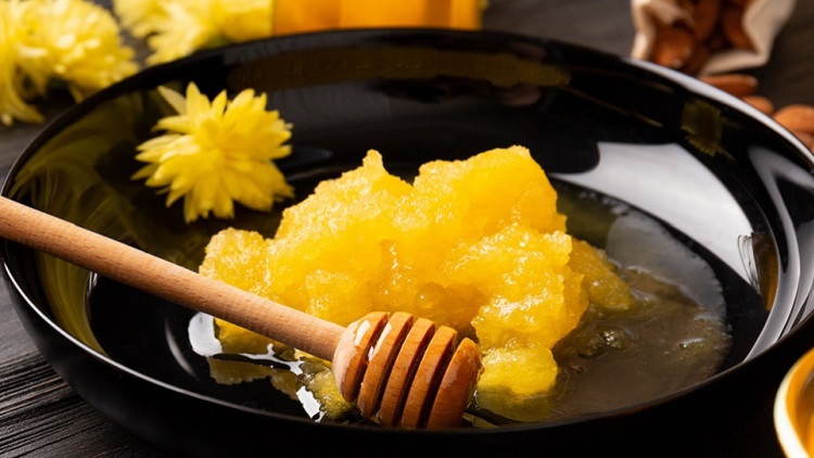 Μέλι: Πειράζει αν ζαχαρώσει;