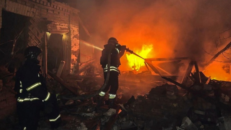 Τρεις νεκροί σε βομβαρδισμούς της Ρωσίας στην Ουκρανία 
