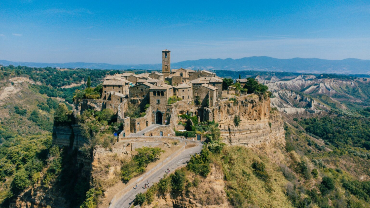 Civita di Bagnoregio: Ένα μεσαιωνικό διαμάντι στην ιταλική εξοχή