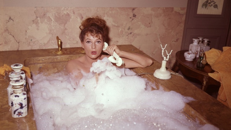 Γιατί η Γενιά Ζ αποφεύγει να μιλήσει στο τηλέφωνο;