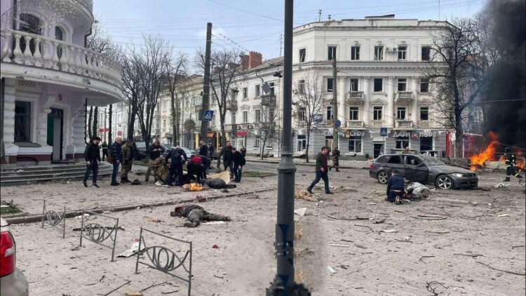 Πόλεμος στην Ουκρανία: Τουλάχιστον δύο νεκροί από ρωσικά πλήγματα στην πόλη Σούμι