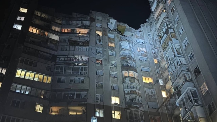 Ρωσική επίθεση με drones στην Οδησσό έπληξε πολυκατοικίες  