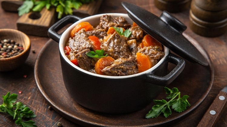 Μαγειρευτό κατσαρόλας: 10 μικρά μυστικά νοστιμιάς