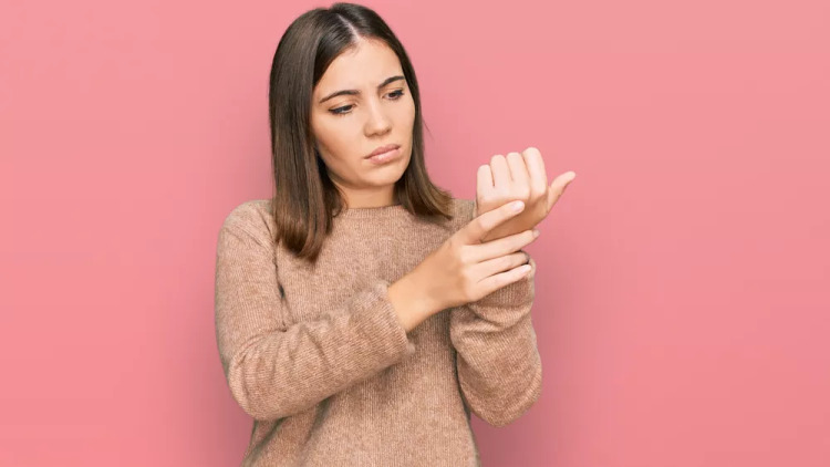 Πολλαπλή Σκλήρυνση: Η νευρική νόσος που «χτυπά» μεταξύ 20 και 40 ετών – Θεωρείται αυτοάνοση