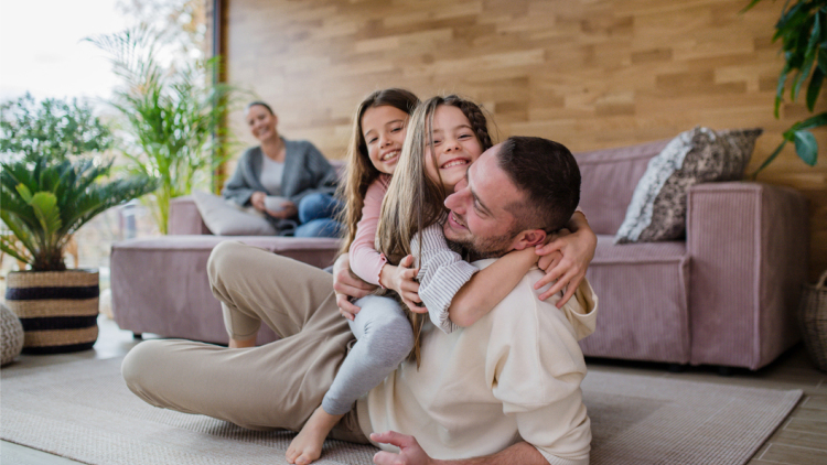 Πόσο κοστίζει η ηρεμία σου; Λιγότερο απ’ όσο νομίζεις με τη σωστή ασφάλιση κατοικίας
