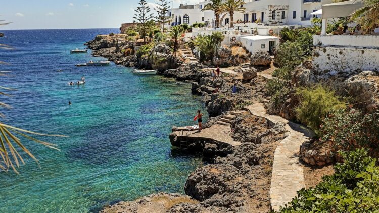 5 προορισμοί για solo travellers τα Σαββατοκύριακα του καλοκαιριού 

