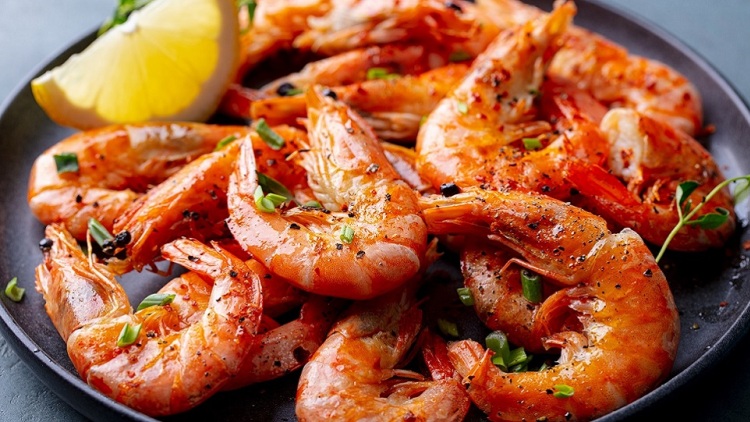 Γαρίδες: Τεχνικές και μυστικά για το πιο νόστιμο αποτέλεσμα