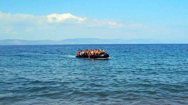 Νέα άφιξη μεταναστών στην Κρήτη, αποβιβάστηκαν 28 άτομα στον Λέντα του δήμου Γόρτυνας
