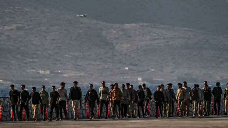 Πλεύρης: Σε 25 ημέρες μπήκε στην Κρήτη το 1/3 των μεταναστών που έφτασαν τις πρώτες 8 ημέρες του Ιουλίου - Οι 3 καθοριστικοί παράγοντες