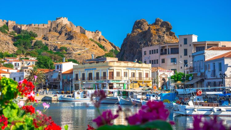 Προσωρινή διακοπή ρεύματος στη Μύρινα Λήμνου, αρμόδια συνεργεία προσπαθούν να αποκαταστήσουν τη βλάβη