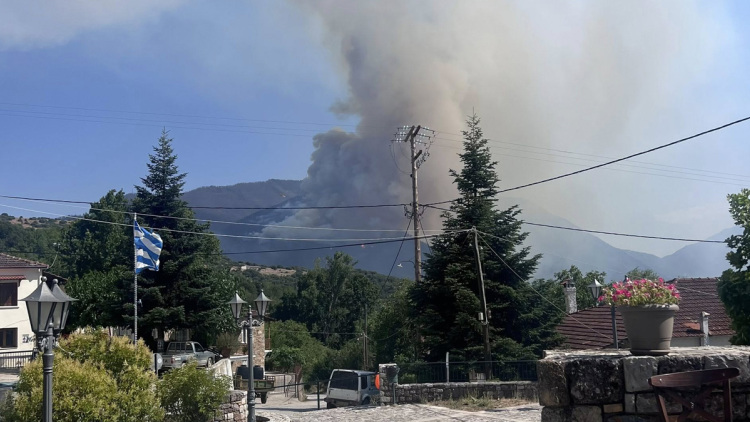 Οδηγίες προστασίας από την έκθεση στον καπνό και τα αιωρούμενα σωματίδια από την Ελληνική Πνευμονολογική Εταιρεία
