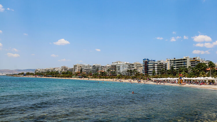 Τα σημεία που απαγορεύεται η κολύμβηση στην Αττική