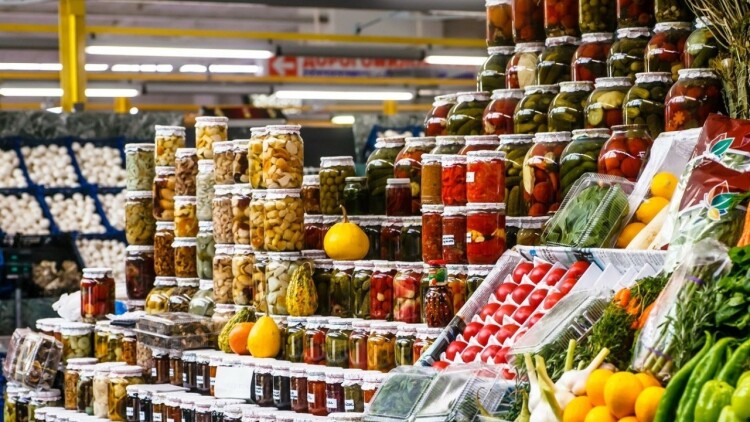 ΗΠΑ: Άνοδος 0,5% στις λιανικές πωλήσεις τον Ιούλιο αλλά η επιβράδυνση της αγοράς εργασίας απειλεί την κατανάλωση
