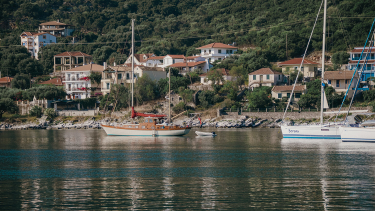 Η Αγία Ευφημία στην Kεφαλονιά: Όμορφη σαν ζωγραφιά από παλιό γραμματόσημο