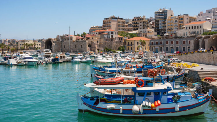 Διακοπές στο Ηράκλειο: Εξερευνώντας την πόλη και τα χωριά του