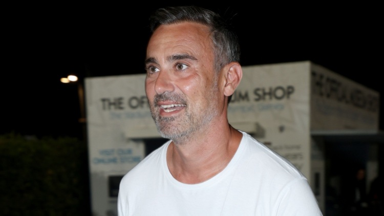 «No filter. Home»: Η... καλοκαιρινή ανάρτηση του Γιώργου Καπουτζίδης από το εξοχικό του στην Αίγινα