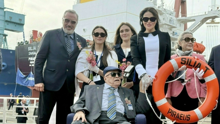 Νέα παραγγελία-μαμούθ από την Tsakos Energy Navigation: Θα ναυπηγήσει δύο VLCC αξίας $257 εκατ.