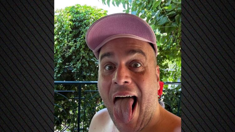 Ο Φάνης Λαμπρόπουλος ξύρισε το μούσι του - Δείτε τη φωτογραφία