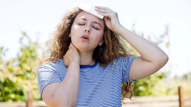 Θερμική εξάντληση ή θερμοπληξία; Ένας διασώστης εξηγεί τις διαφορές – Δείτε βίντεο