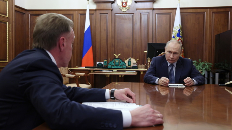 Πόλεμος στην Ουκρανία - WSJ: Κατάπαυση πυρός αν πάρει Ντονέτσκ και Λουγκάνσκ - Η πρόταση που κατέθεσε ο Πούτιν 