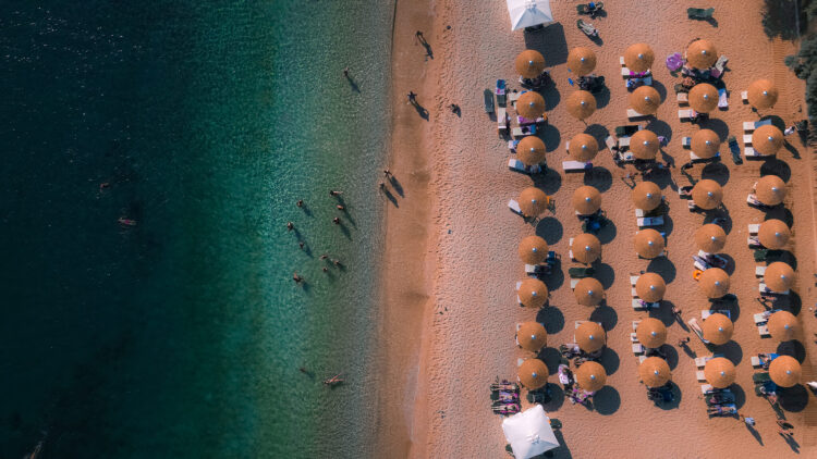 Οι ωραιότερες παραλίες της Λέσβου -Μεγάλο μήκος, πεντακάθαρα, αρκετά κρύα νερά
