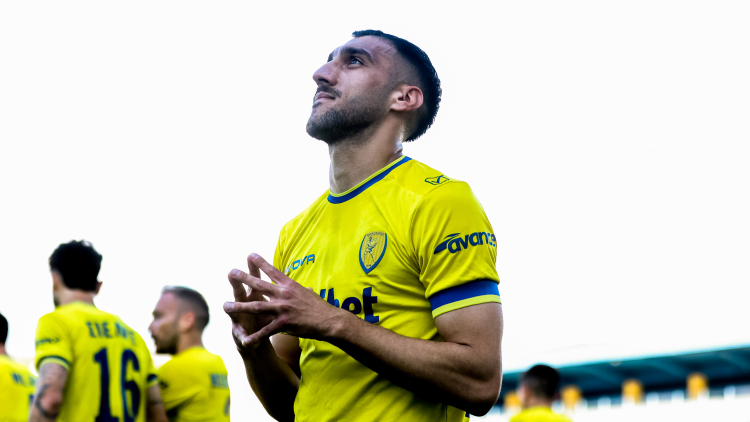 Από τον Παναιτωλικό στη Ρίο Άβε ο Λιάβας 