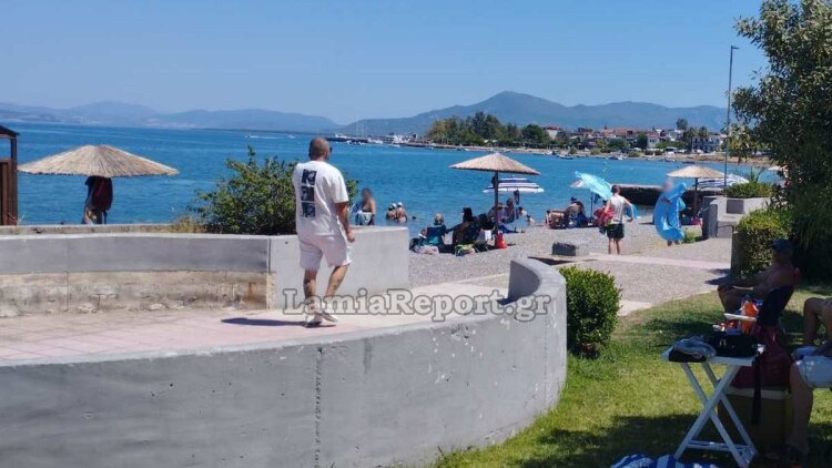 Υπάλληλοι καταστήματος έσωσαν γυναίκα από πνιγμό στα Καμένα Βούρλα
